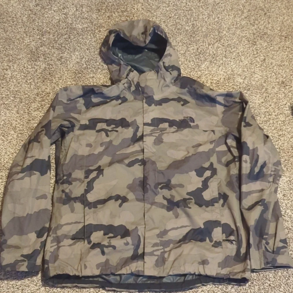 The North Face Men's Camouflage Windbreaker Rain Dryvent Jacket - Picture 2 of 9